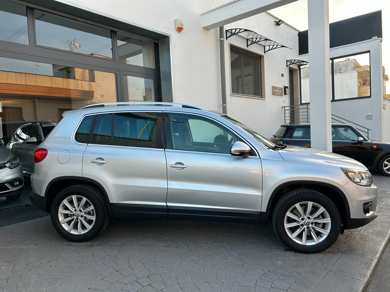 VW Tiguan 2.0 TDI 140Cv DSG NAVI/LED-2015