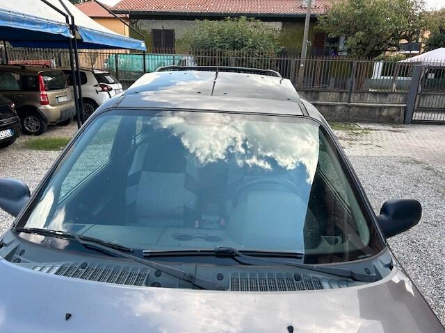 Land Rover Freelander 2.0 Td4 16V cat 3p. Softb. SE