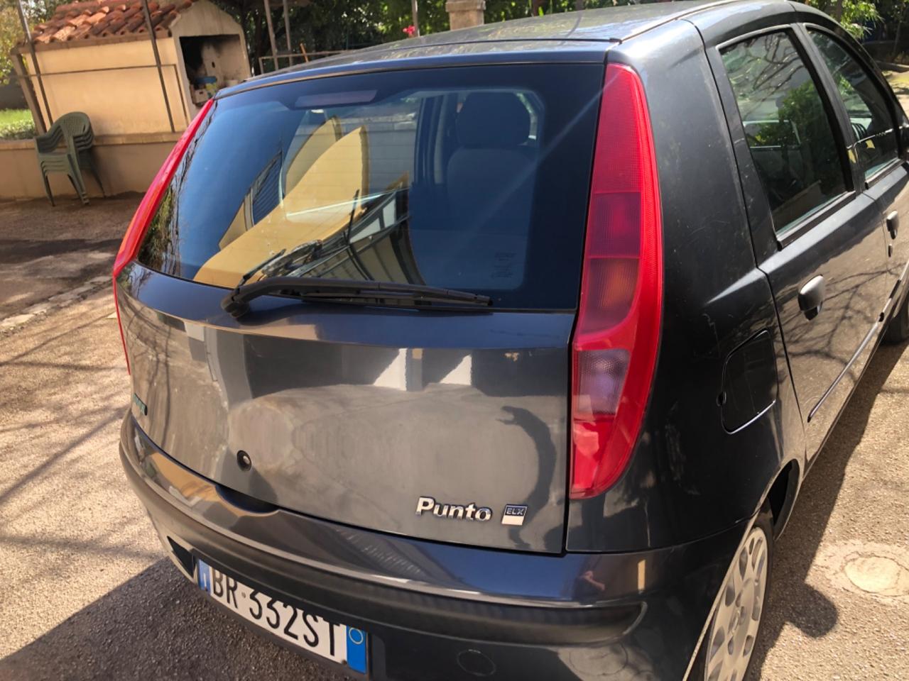 Fiat Punto 1.2 benzina 5 porte 01