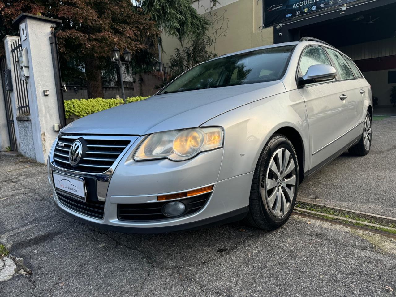 Volkswagen Passat 2.0 TDI 110CV DPF Trend. Bluemot.