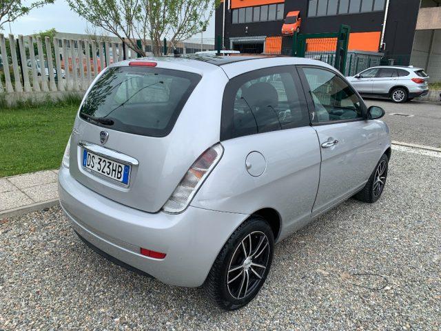 LANCIA Ypsilon 1.3 MJT 75 CV Oro