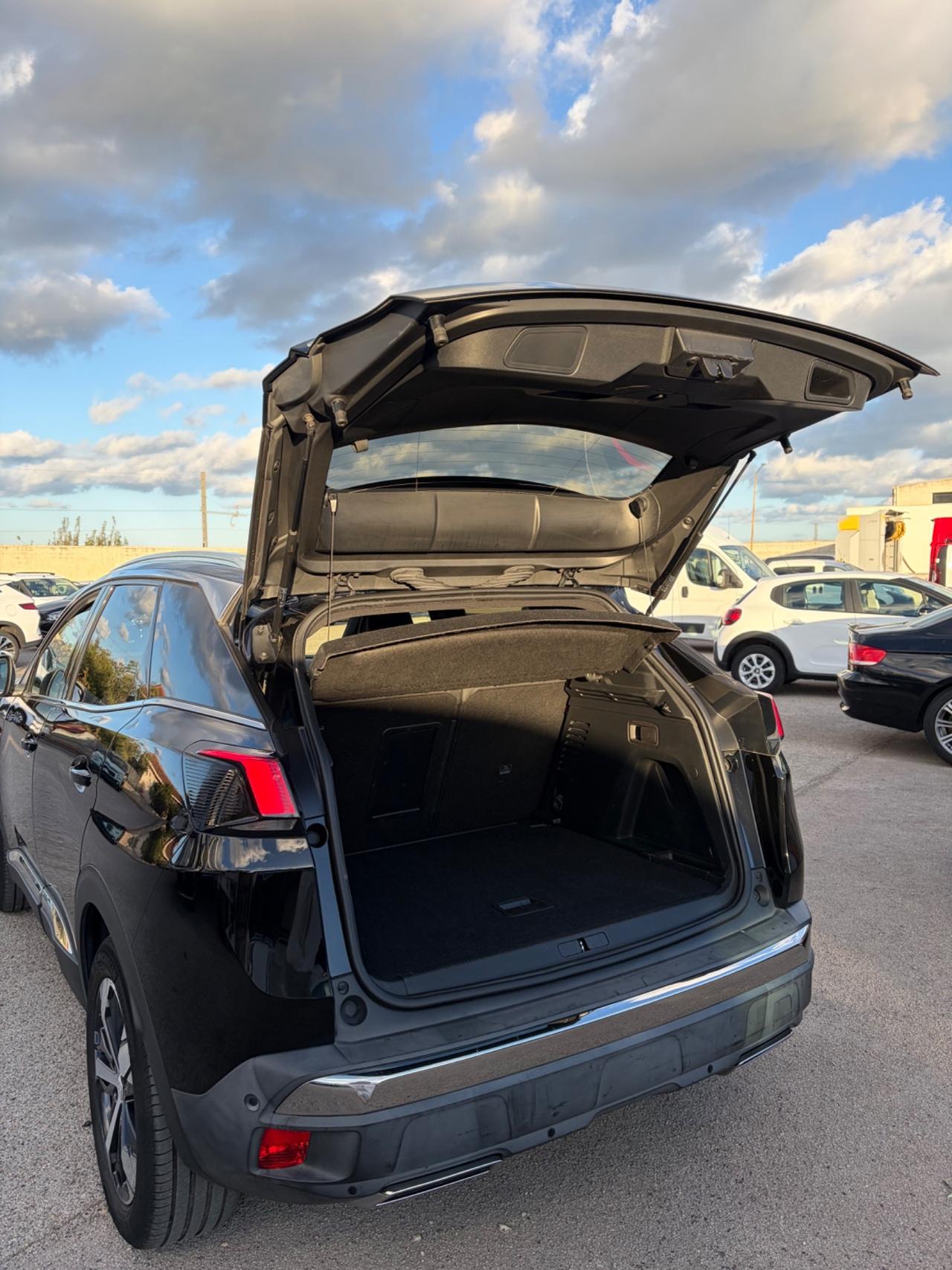 Peugeot 3008 BlueHDi 130 EAT8 GT LINE