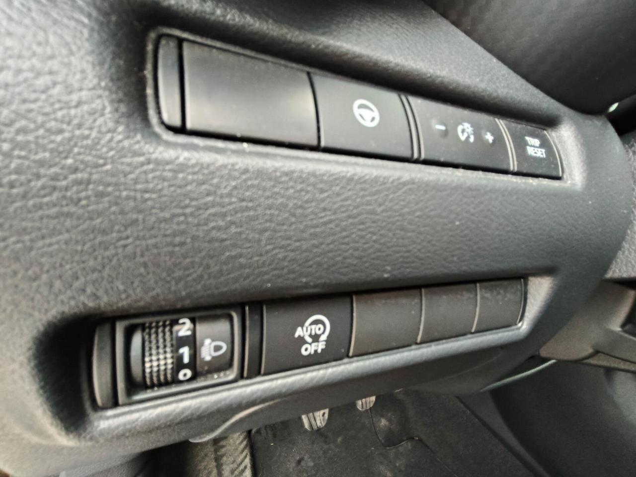 Nissan Juke 1.0 DIG-T 114 CV N-Connecta
