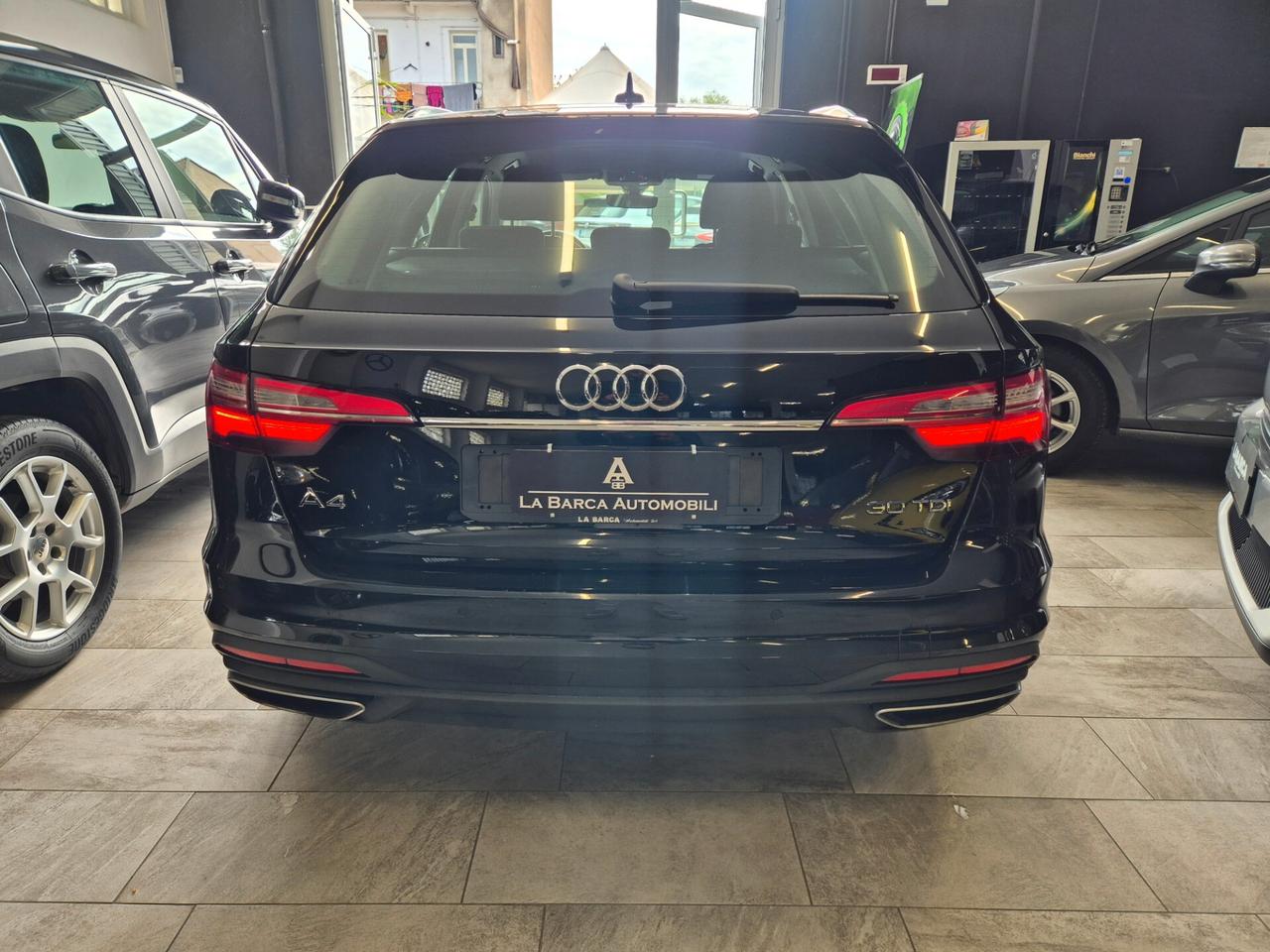 Audi A4 30 TDI/136 CV S tronic Business Advanced