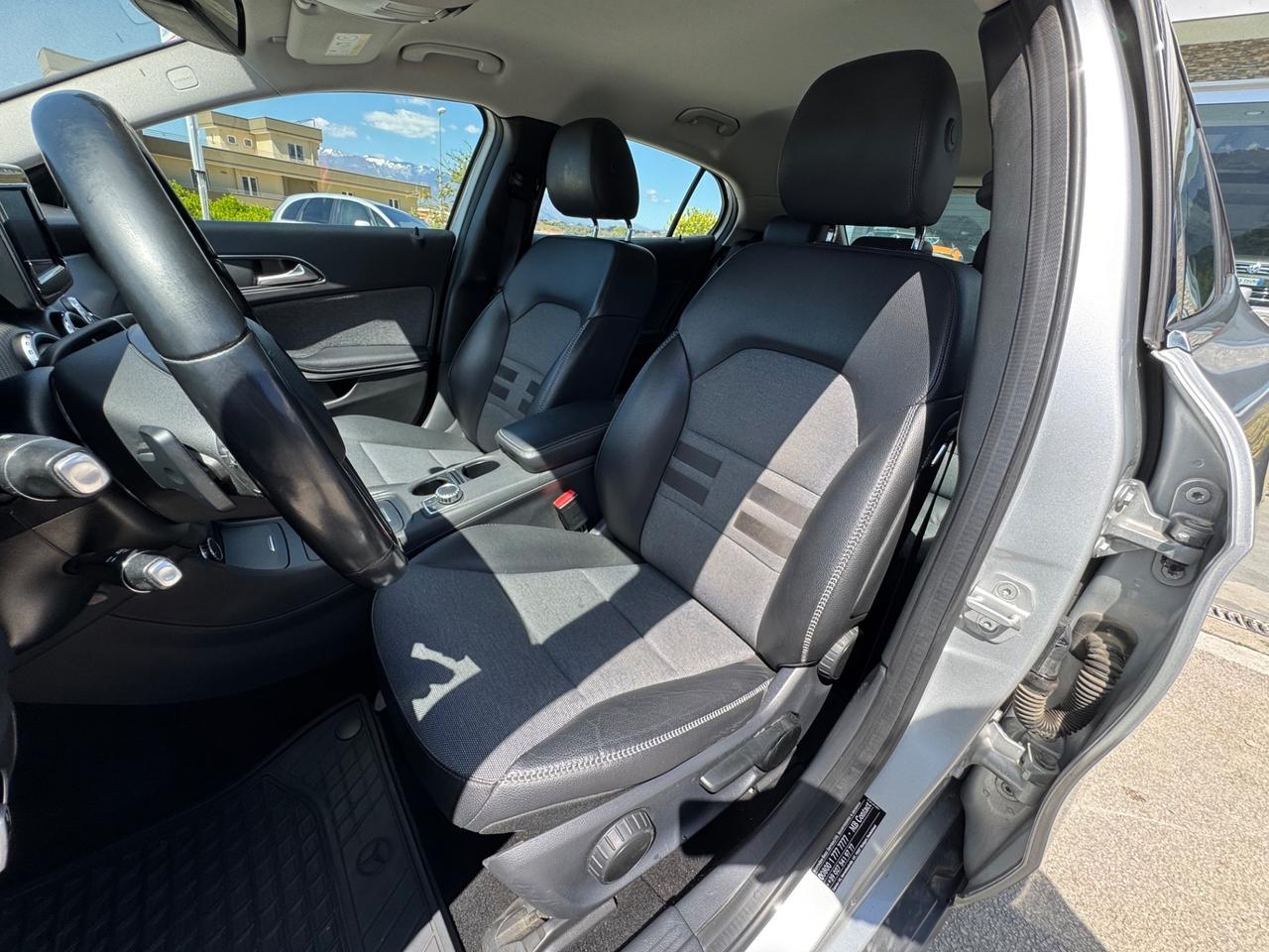 Mercedes-benz GLA 220 CDI Automatic 4Matic Sport