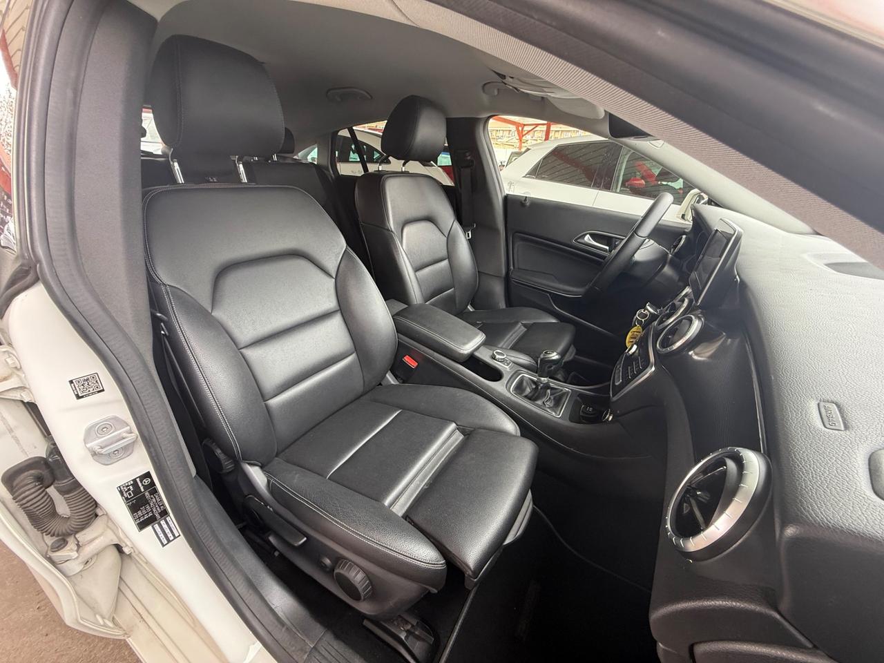 CLA 180 S.W.-premium -rate-garanzia -e6