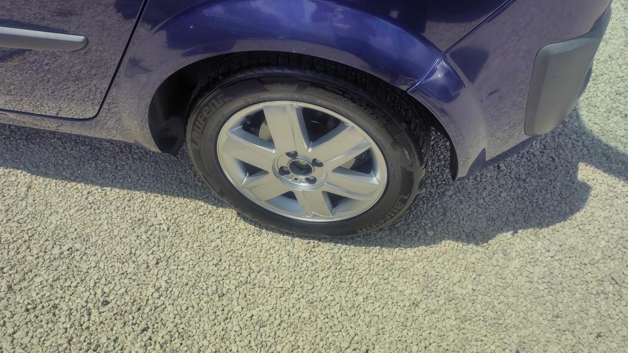 Renault Scenic Grand Scénic 1.5 dCi/105CV Pack