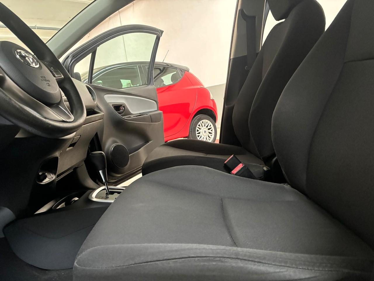 Toyota Yaris TREND GREY EDITION