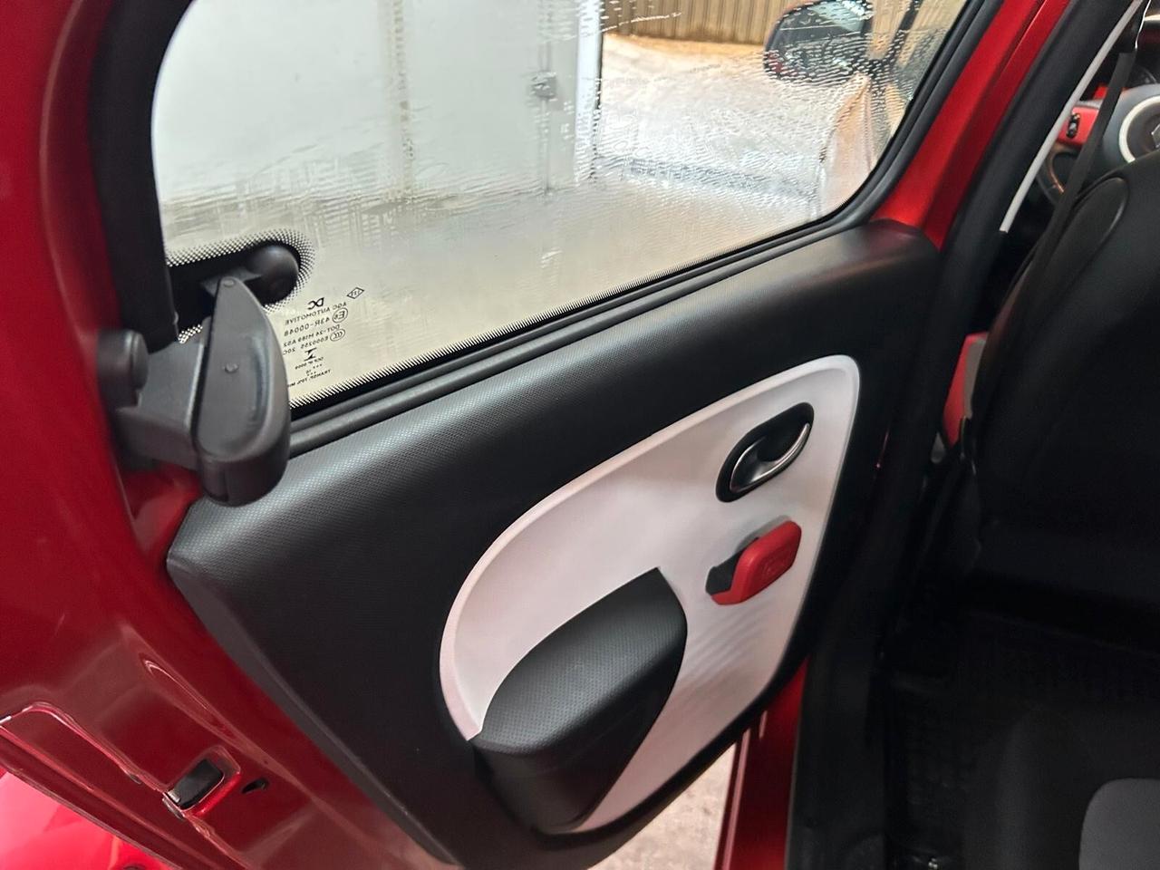 Renault Twingo 1.0 SCe Experience