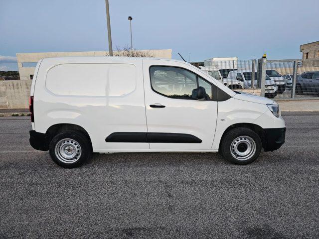 OPEL Combo Cargo 1.5 Diesel 100CV PC 650kg Edition