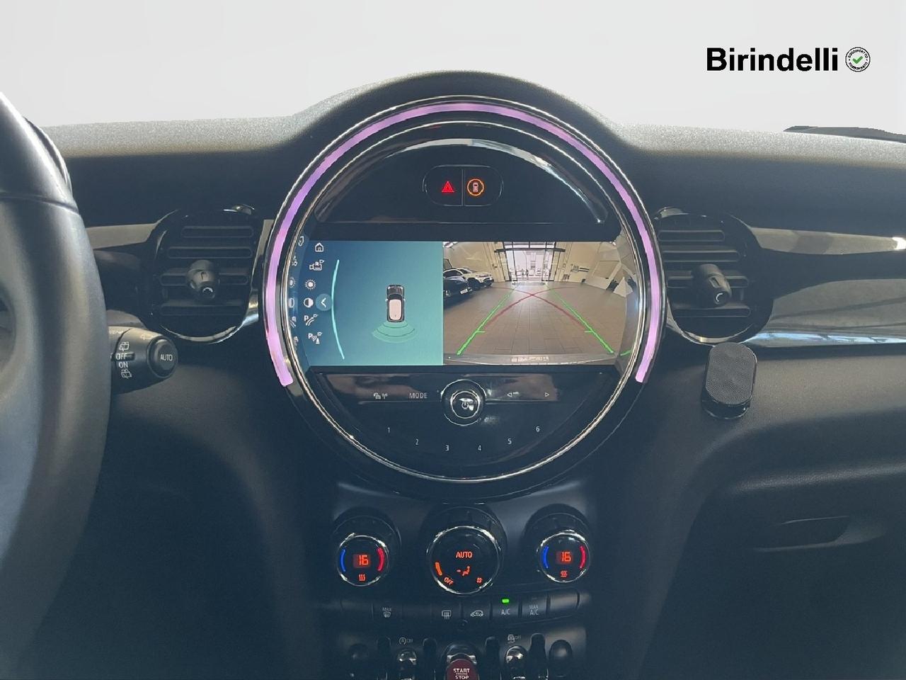 MINI Mini 4ª serie (F56) - Mini 1.5 Cooper Camden Edition