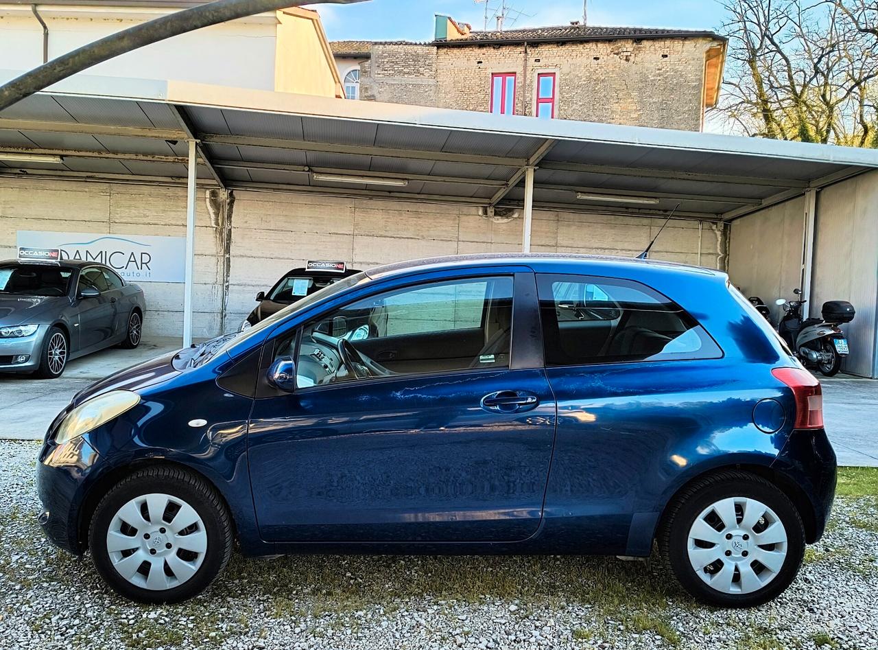 Toyota Yaris 1.0 3p Benzina