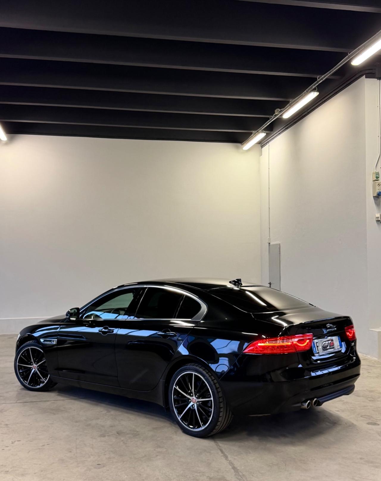 Jaguar XE 2.0 D Turbo aut. Prestige