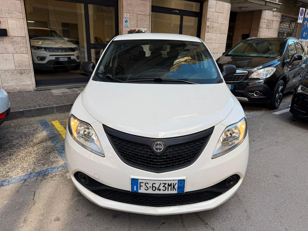 Lancia Ypsilon 1.2 69 CV 5 porte GPL Ecochic Gold