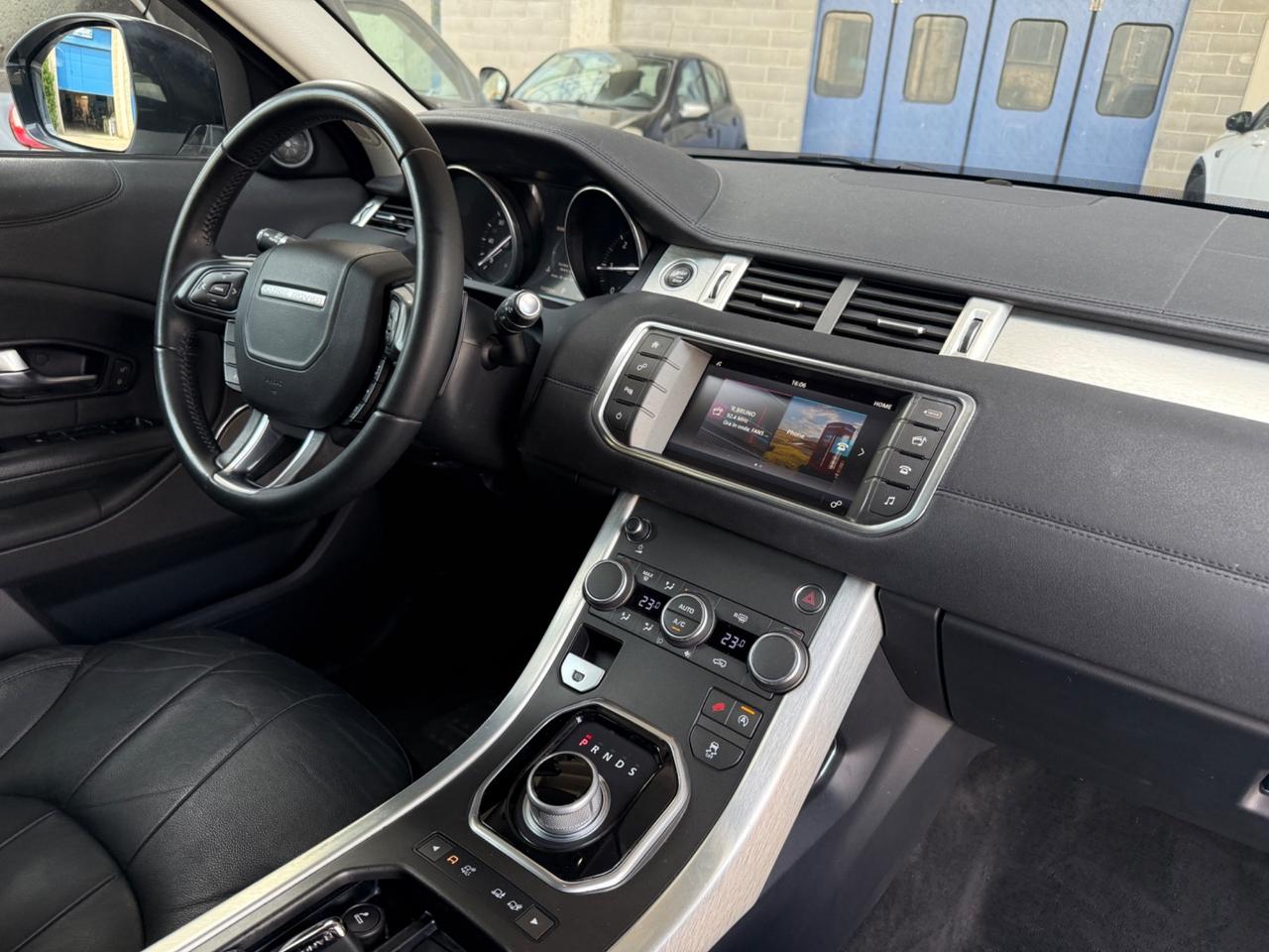 Land Rover Range Rover Evoque 2.0 TD4 180 CV 5p. SE