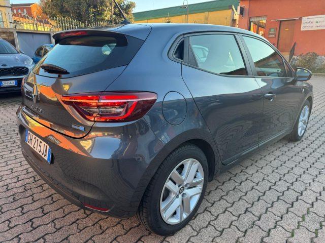 RENAULT Clio Full Hybrid E-Tech 140 CV Business