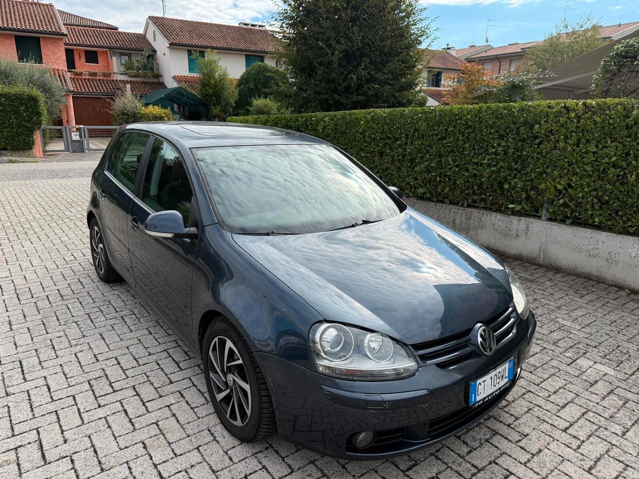 Volkswagen Golf 2.0 TDI Sportline + TETTO