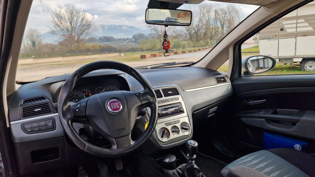 Fiat Grande Punto 1.4 5 porte Dynamic Natural Power