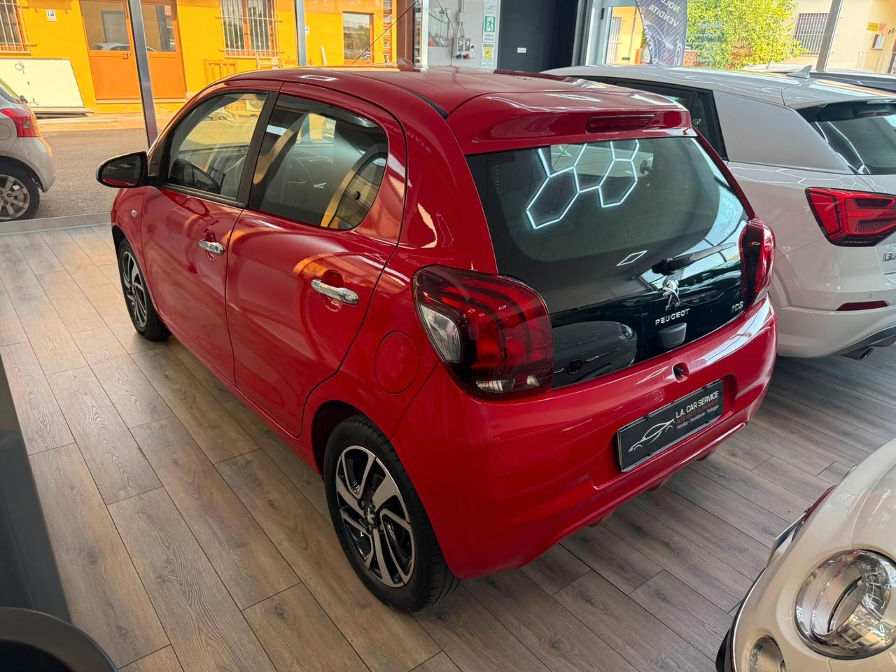Peugeot 108 VTi 68 5 porte Allure TOP!