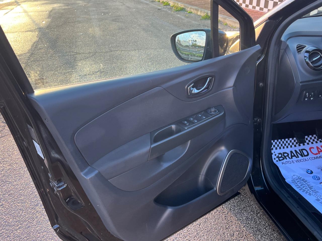 Renault Captur 1.5 dCi Start&Stop Wave Unipro 2014