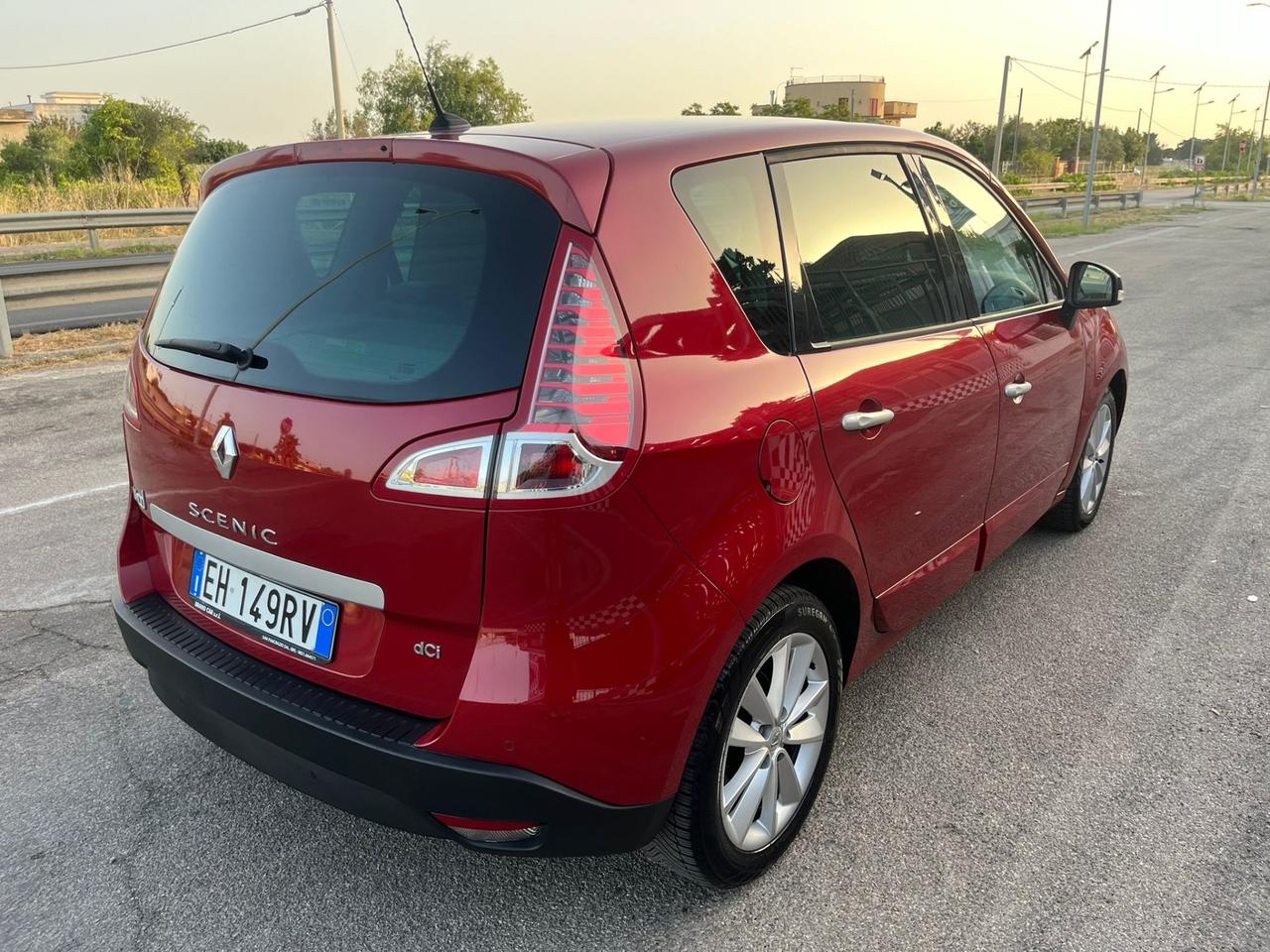 Renault Scénic X-Mod 1.5 dCi Luxe Unipro 2011