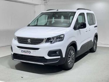 Peugeot Rifter motore elettrico 136 CV 50kWh Allure KM ZERO