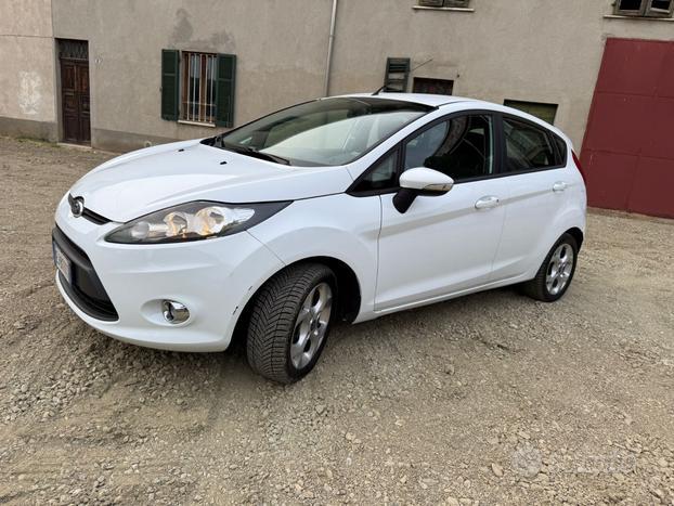 Ford fiesta 1.4 diesel euro 5 79 mila km