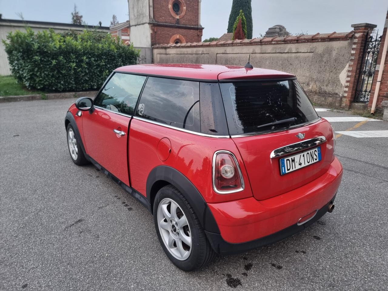 Mini 1.4 16V One Candele da cambiare