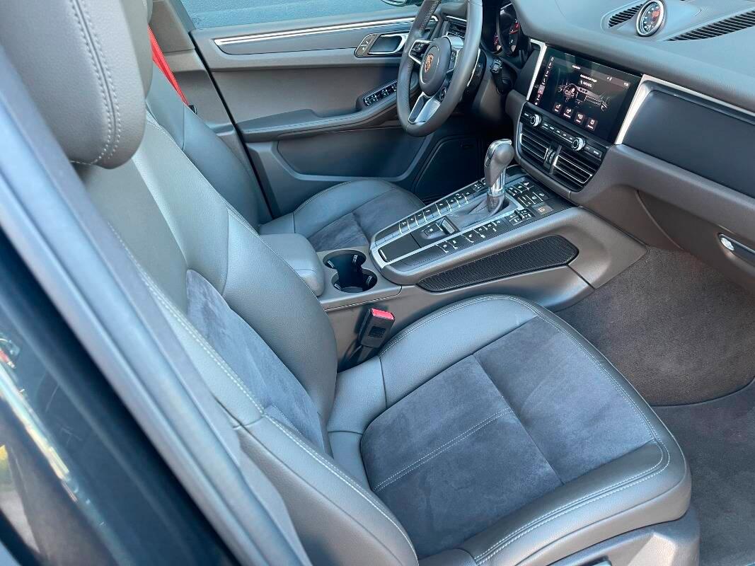 Porsche Macan 2.0 245cv RESTYLING pdk CHRONO PANORAMICO PASM