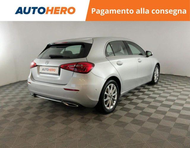 MERCEDES-BENZ A 200 Sport