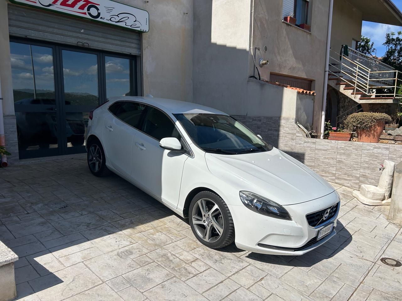 Volvo V40 2.0 120 cv D2 UNICOPROP.