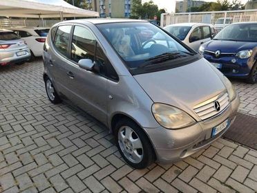 MERCEDES-BENZ A 160 cat Avantgarde