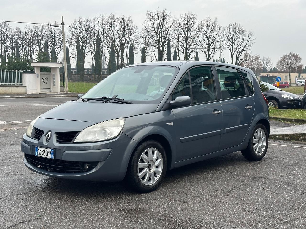 Renault Scenic Scénic 1.5 dCi/85CV Pack