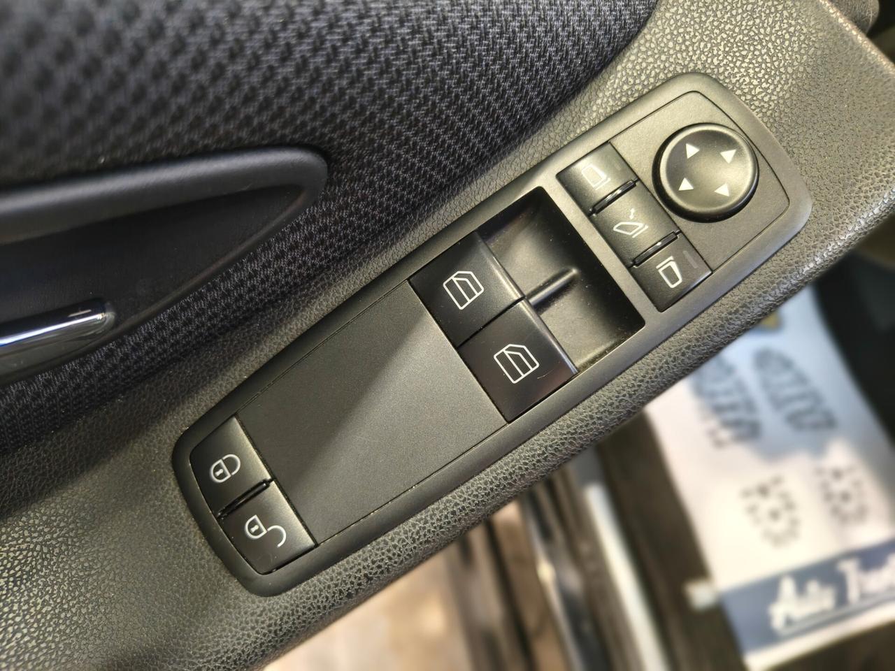 Mercedes-benz A 160 56.000km Coupé Special Edition