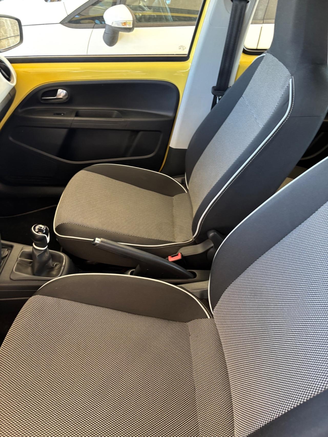 Seat Mii 1.0 68 CV 5 porte Chic Ecofuel neo patentati