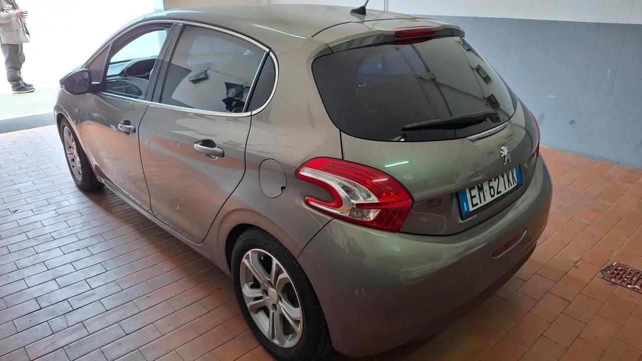 Peugeot 208 1.2 VTi 95 CV 5p. Active