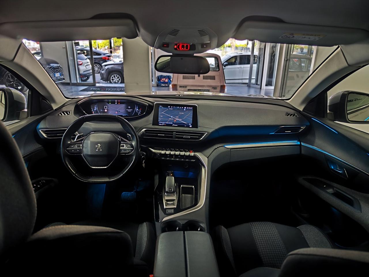 Peugeot 3008 BlueHDi 130 S&S EAT8 Allure Led