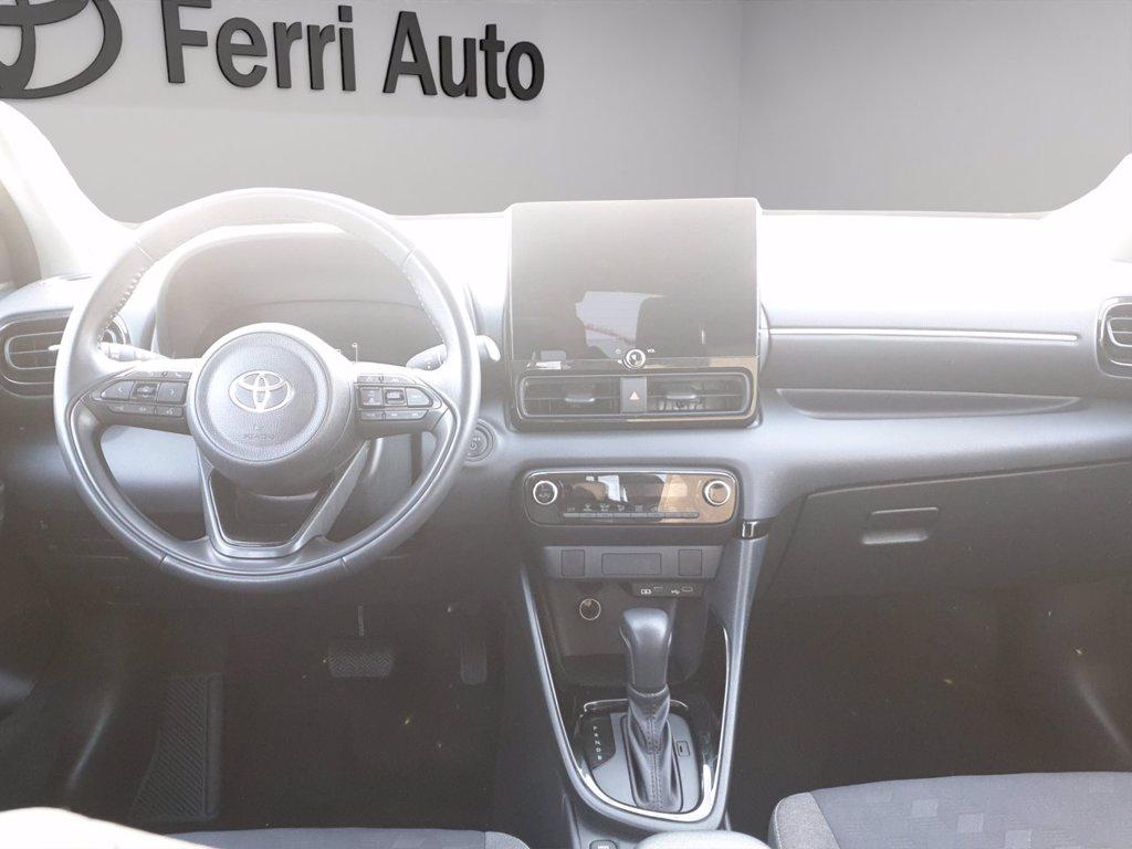 TOYOTA Yaris 1.5h trend del 2025