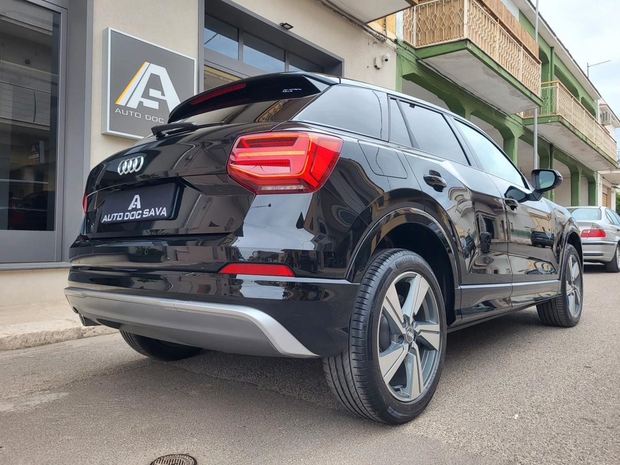 Audi Q2 1600 TDI S line Edition Cerchi 18 Pelle Fari Led...