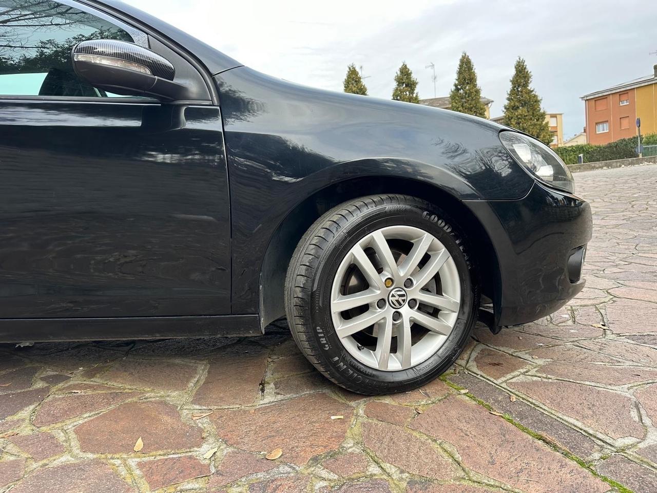 Volkswagen Golf 1.6 TDI DPF 5p. Highline