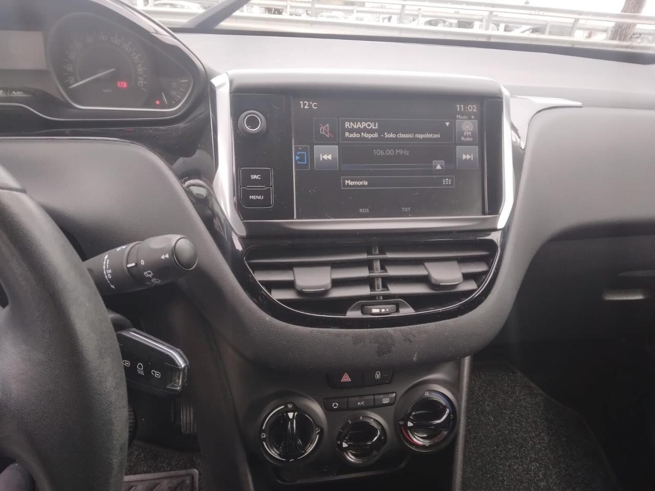 Peugeot 208 1.2 benzina Allure 2015