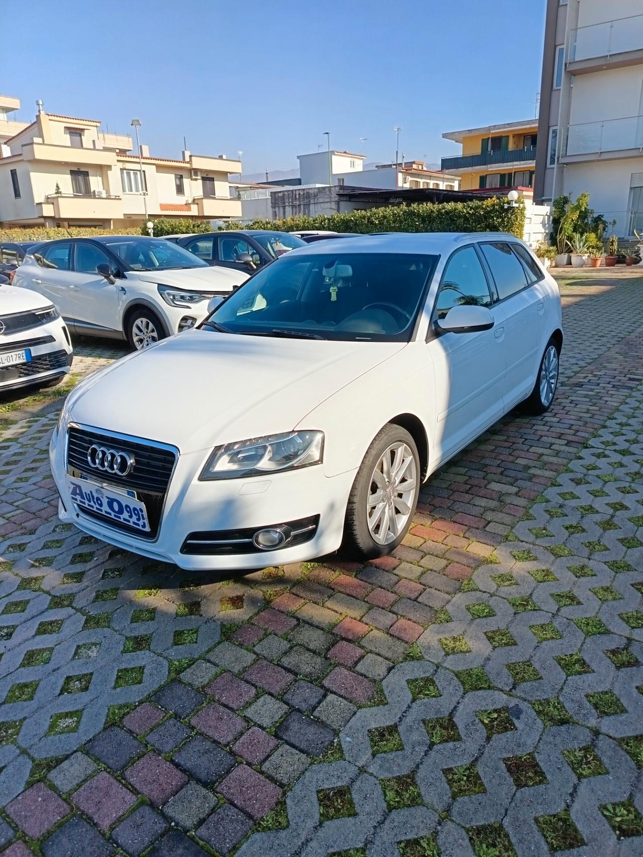 Audi A3 SPB 1.6 TDI 105 CV CR Ambition