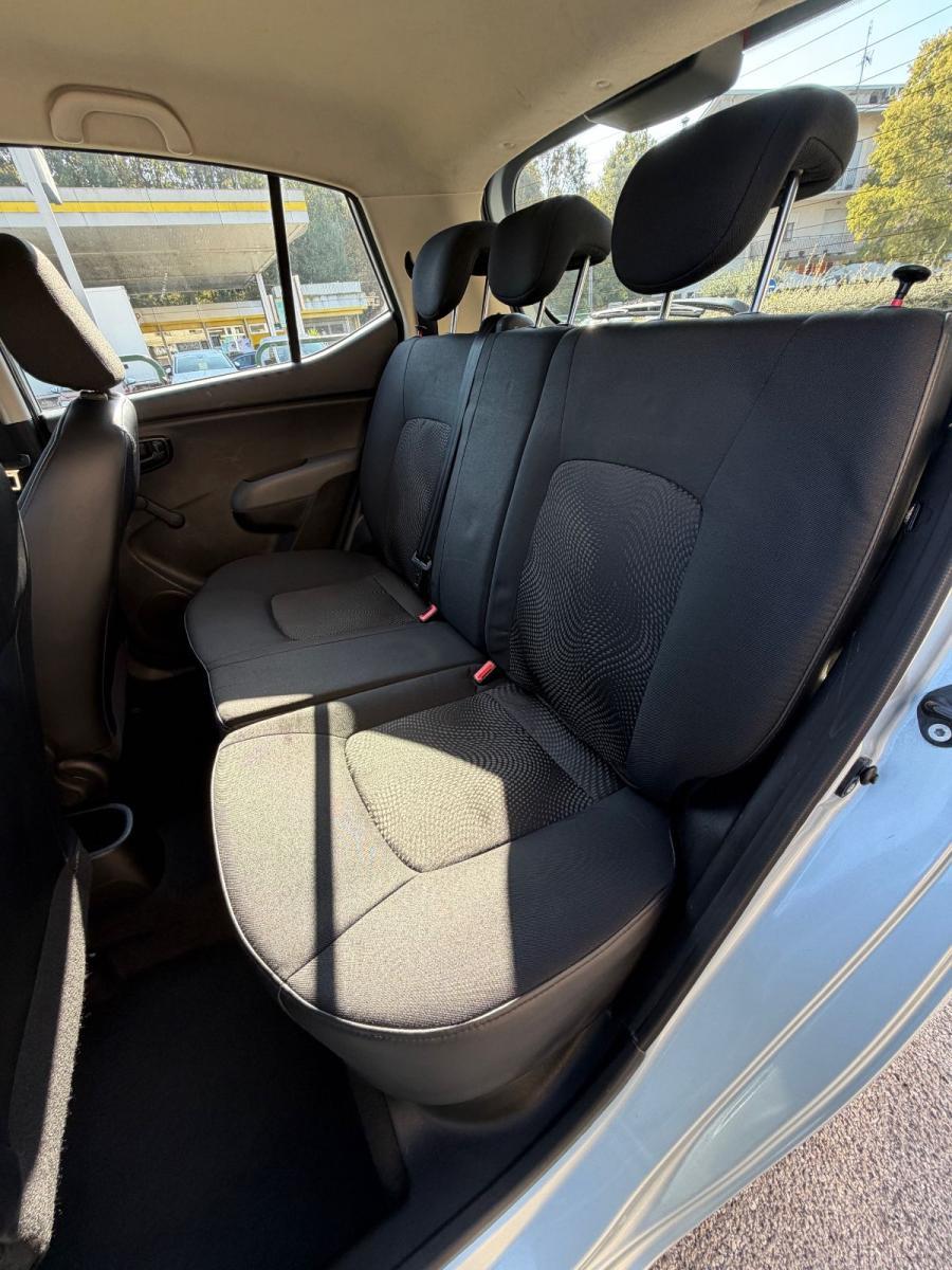 HYUNDAI - i10 - 1.1 12V Active