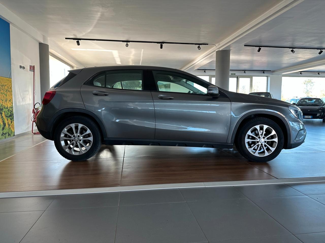 Mercedes-benz GLA 180 GLA 180 d Executive