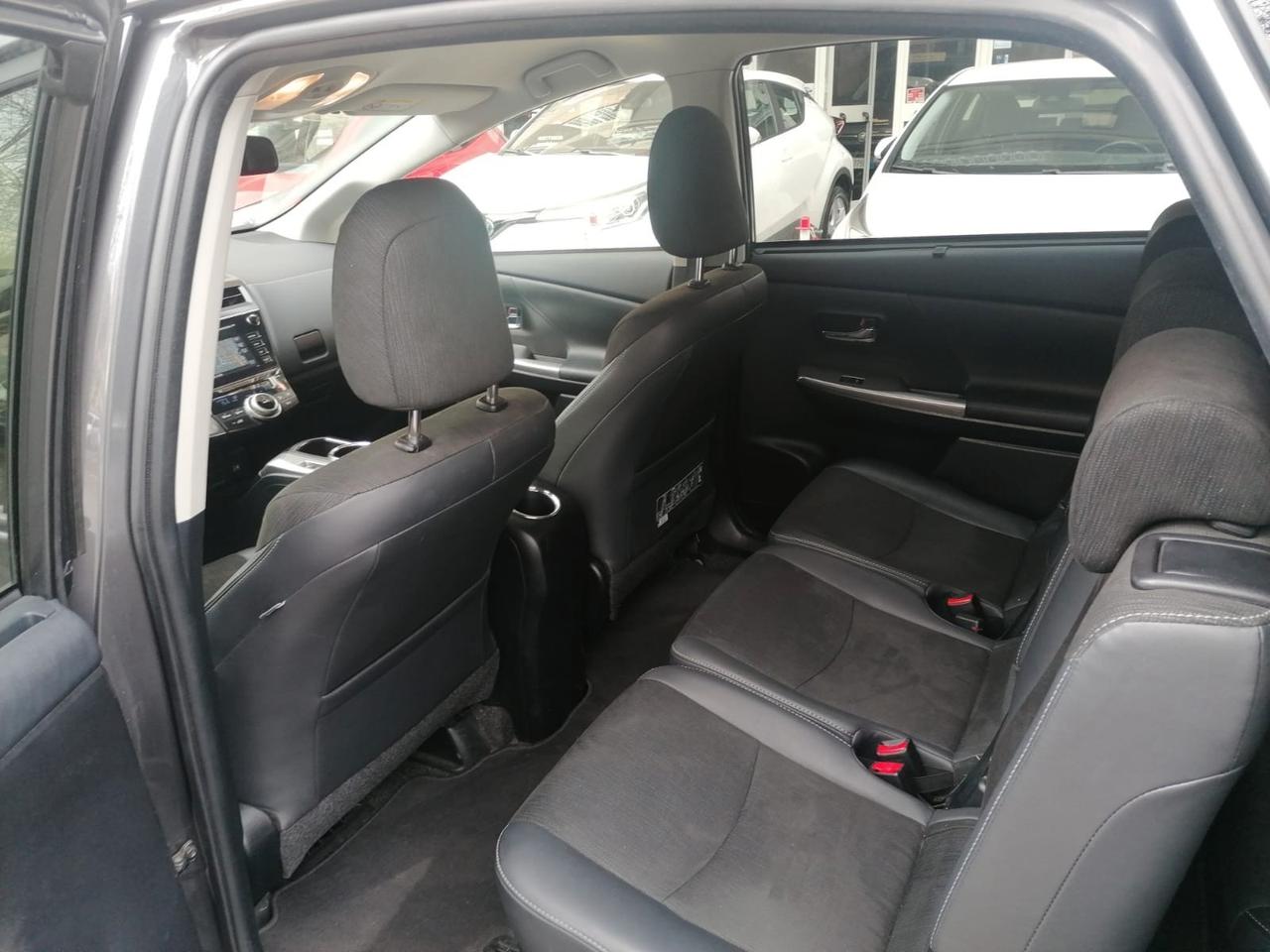 Toyota Prius + 1.8 Hybrid Lounge