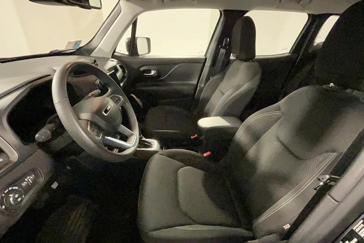 Jeep Renegade 1.5 Turbo T4 MHEV Summit