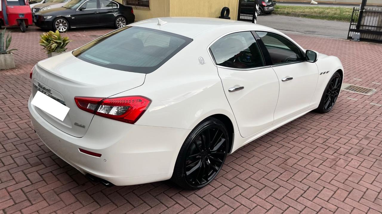 Maserati Ghibli V6 Diesel 275 CV