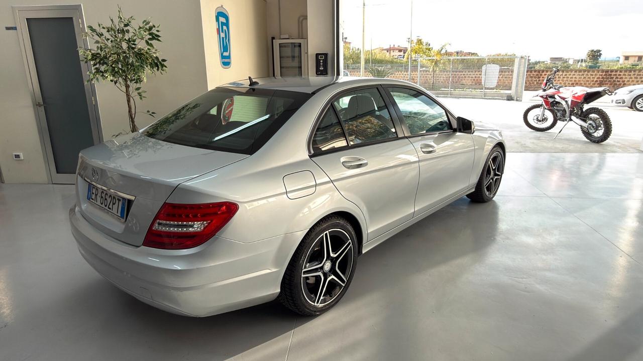 Mercedes C 180 CDI Trend Uniproprietario