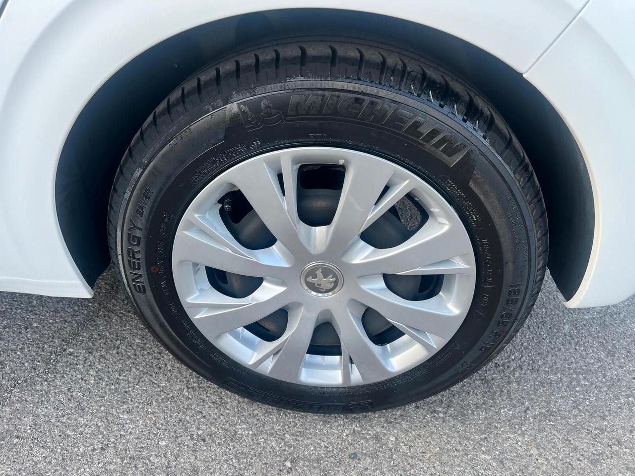 Peugeot 208 PureTech 82 5 porte Active