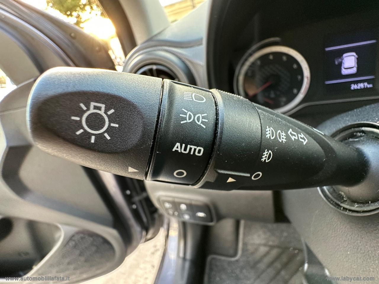 HYUNDAI i10 1.0 MPI Tech 26.000 KM